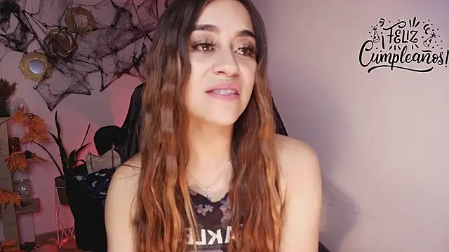 Snapshot of Aliss_rose chatting on October 27, 2025, 11:31 pm Aliss rose online show from October 27, 2025, 11:31 pm