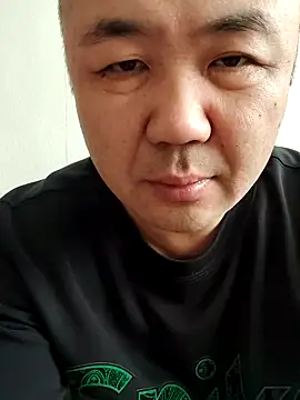 caige8888 online show from November 25, 2025, 1:49 am