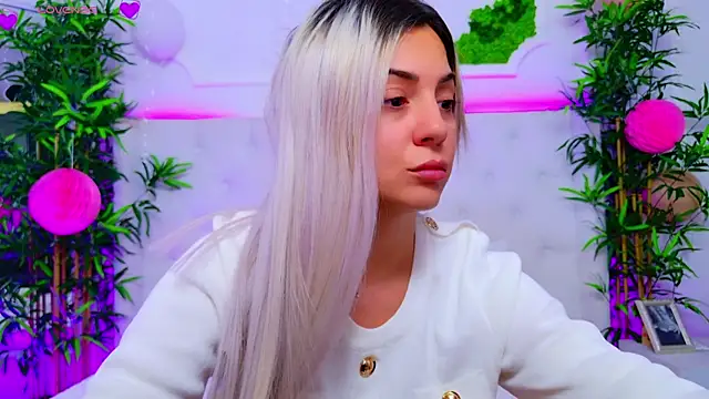 AriannaSins online show from September 19, 2025, 12:28 pm