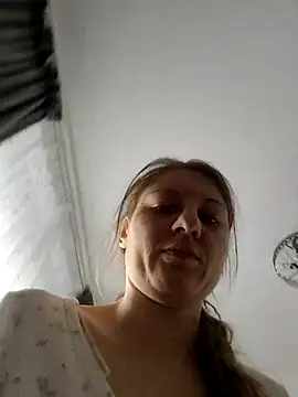 SandyCassie online show from March 24, 2026, 7:46 am