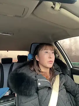 xiaowujiejie online show from November 8, 2025, 12:22 am