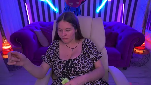 QueenEvieX online show from May 8, 2026, 8:36 pm