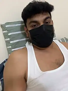 Handsome8677 online show from June 17, 2026, 1:23 pm