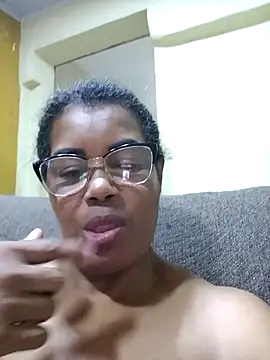 Snapshot of Pessoa54 chatting on December 3, 2025, 1:57 am Pessoa54 online show from December 3, 2025, 1:57 am