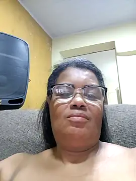 Snapshot of Pessoa54 chatting on December 5, 2025, 12:08 am Pessoa54 online show from December 5, 2025, 12:08 am