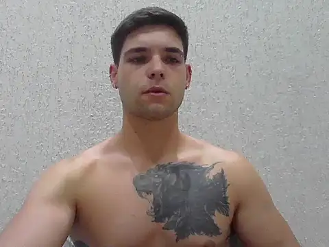 Snapshot of Zure-xxx chatting on April 5, 2026, 8:00 am Zure-xxx online show from April 5, 2026, 8:00 am