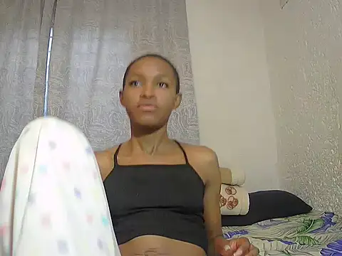 DoubleSpreadXX online show from January 7, 2026, 4:26 am