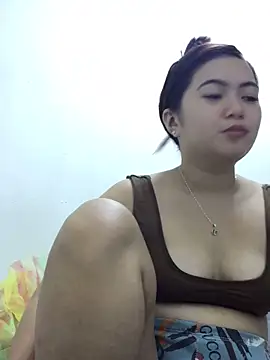 Snapshot of XxxHotCouples4u chatting on October 19, 2025, 10:49 am XxxHotCouples4u online show from October 19, 2025, 10:49 am