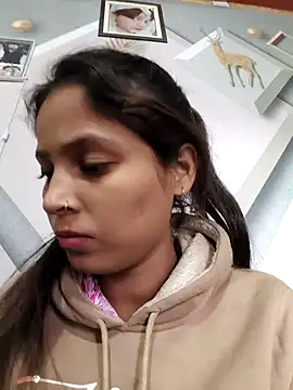 Anshika1431 online show from November 25, 2025, 4:23 am