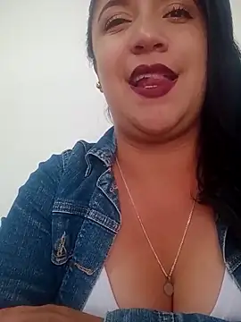 Ailinemart online show from October 18, 2025, 3:02 pm