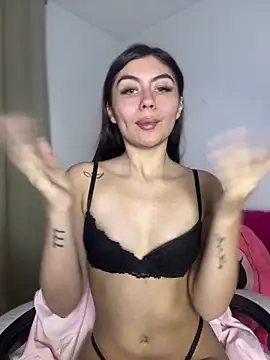 Snapshot of Im_Naatasha chatting on November 11, 2025, 12:32 am Im Naatasha online show from November 11, 2025, 12:32 am