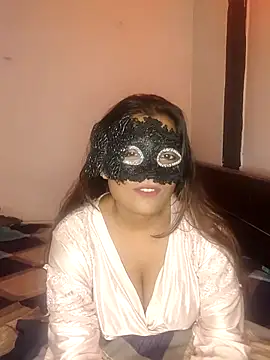 SHIREEN 222 online show from November 18, 2025, 8:46 pm