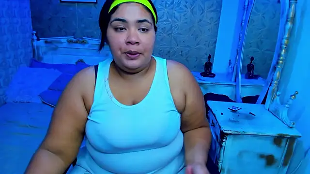 Sara clk online show from February 13, 2026, 7:10 pm