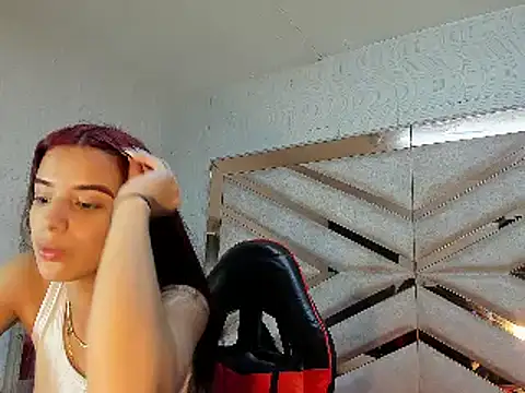 AbiAndThiagoRs online show from November 12, 2025, 4:57 am