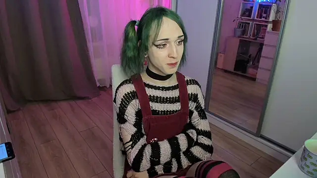 whoalexxa online show from February 24, 2026, 1:42 pm