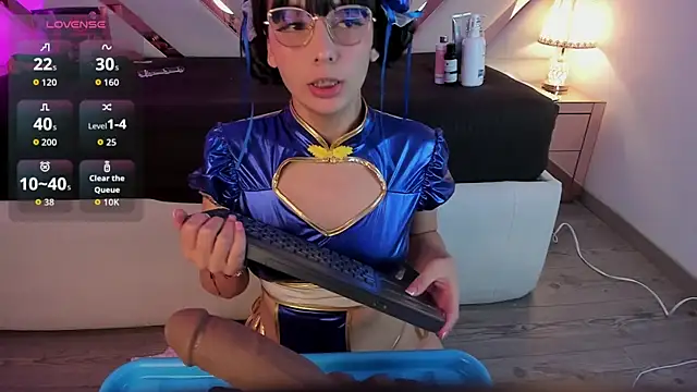 michelle cutee  online show from February 7, 2026, 8:01 pm