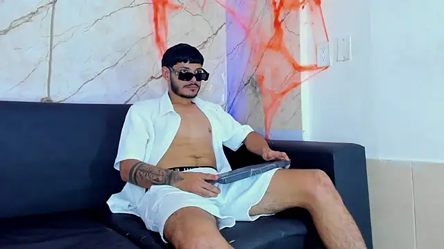 JHOSUE BOY online show from October 27, 2025, 7:40 pm