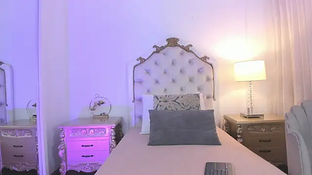 jessi lopez45 online show from March 5, 2026, 7:32 pm