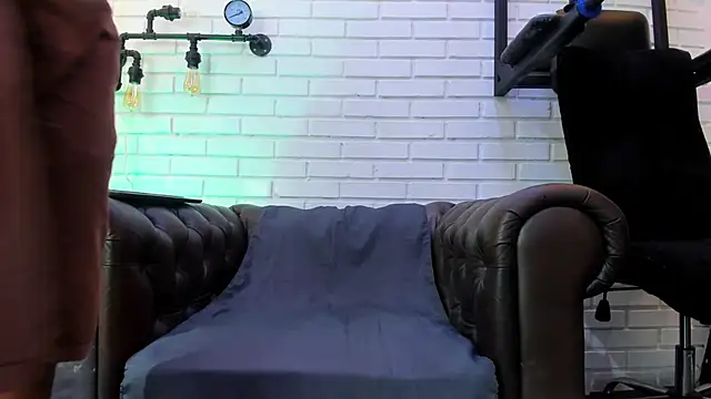 GabrielDraiven online show from November 10, 2025, 7:24 pm