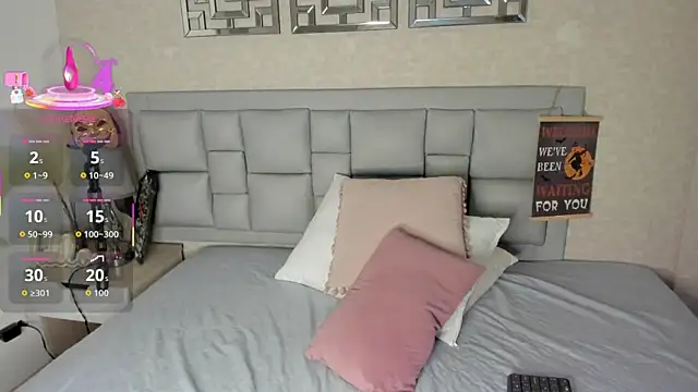 Star Doll51 online show from October 30, 2025, 9:04 pm