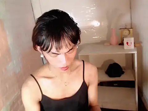 Snapshot of HaileyPresly chatting on April 13, 2026, 6:57 pm HaileyPresly online show from April 13, 2026, 6:57 pm