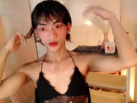 Snapshot of HaileyPresly chatting on April 16, 2026, 2:29 pm HaileyPresly online show from April 16, 2026, 2:29 pm