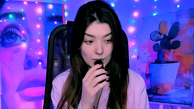 AnaSteisher online show from December 19, 2025, 1:40 pm