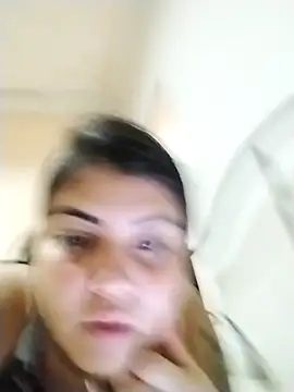 Snapshot of Cubanitaxxx chatting on October 30, 2025, 10:54 pm Cubanitaxxx online show from October 30, 2025, 10:54 pm