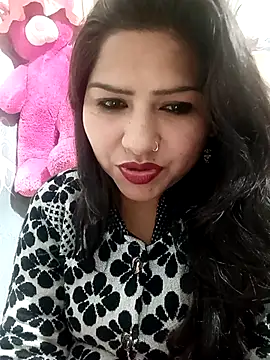 Vanshika1432 online show from January 11, 2026, 6:18 am