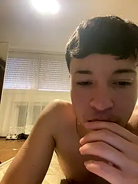 Gayunidos online show from October 16, 2025, 9:21 am