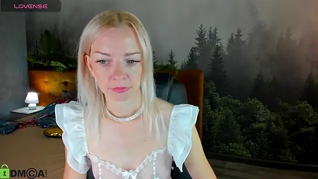 Snapshot of _Keetti_ chatting on October 22, 2025, 12:55 am Keetti online show from October 22, 2025, 12:55 am