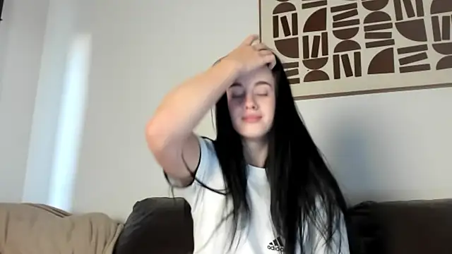 Snapshot of LexiSinnn chatting on November 1, 2025, 5:31 am LexiSinnn online show from November 1, 2025, 5:31 am