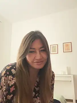 gabriellacali online show from October 16, 2025, 12:50 pm