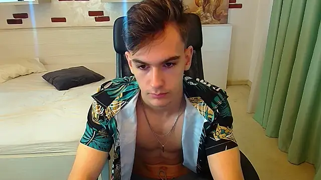 BradyFlint online show from October 23, 2025, 6:02 am