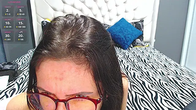 Snapshot of RubySweet11 chatting on October 27, 2025, 9:35 am RubySweet11 online show from October 27, 2025, 9:35 am