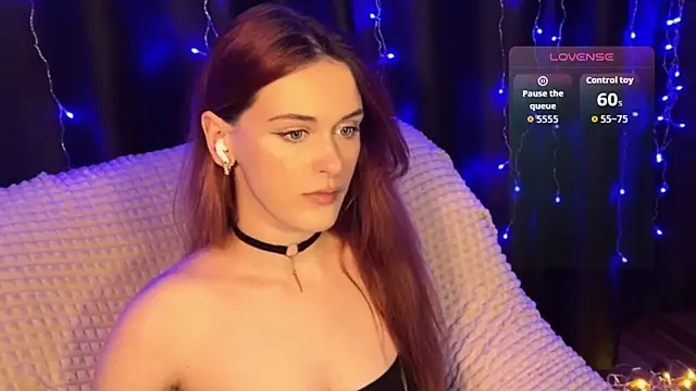 Snapshot of Veksal1a chatting on April 17, 2026, 9:40 pm Veksal1a online show from April 17, 2026, 9:40 pm