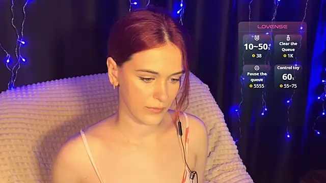 Snapshot of Veksal1a chatting on May 15, 2026, 6:59 pm Veksal1a online show from May 15, 2026, 6:59 pm
