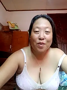 lovenaya online show from October 17, 2025, 2:48 am