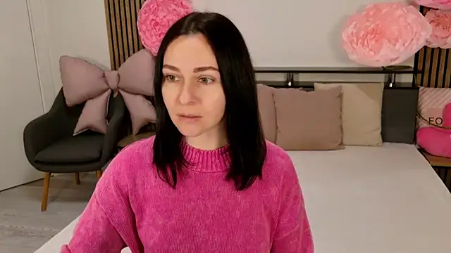 DitaNoir online show from February 11, 2026, 7:13 am