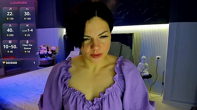 Maya Levin online show from November 8, 2025, 12:55 am