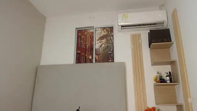 miel alisha online show from April 7, 2026, 12:27 pm