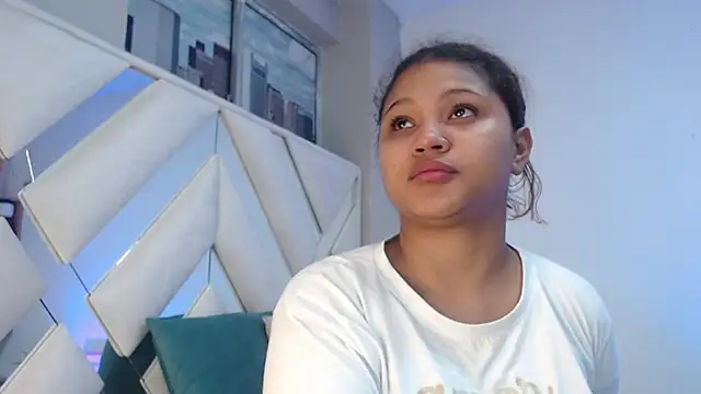 miel alisha online show from July 21, 2026, 12:07 pm