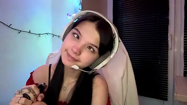 HanaMantanaDell online show from January 13, 2026, 4:01 pm