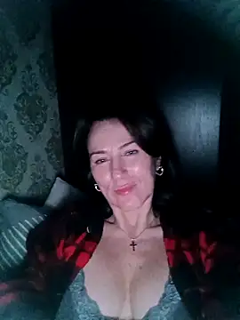 Luna 7777 online show from April 10, 2026, 9:41 pm