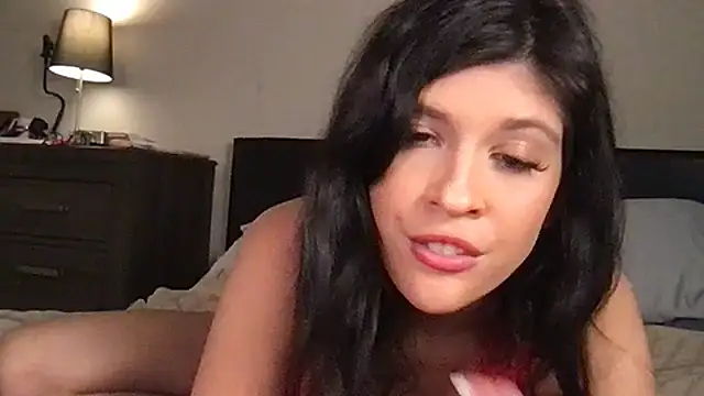 Livis world online show from November 7, 2025, 11:16 pm