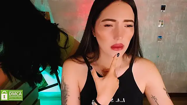 Snapshot of natval6 chatting on February 17, 2026, 10:34 am natval6 online show from February 17, 2026, 10:34 am