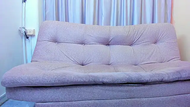 Alyssa Mateus online show from November 13, 2025, 8:19 pm