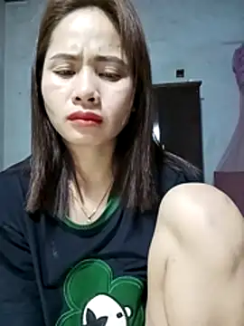 Snapshot of Chmdiemd chatting on February 17, 2026, 11:44 pm Chmdiemd online show from February 17, 2026, 11:44 pm