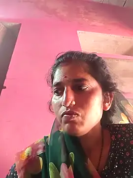 Snapshot of Pooja_shre chatting on May 2, 2026, 2:16 am Pooja shre online show from May 2, 2026, 2:16 am