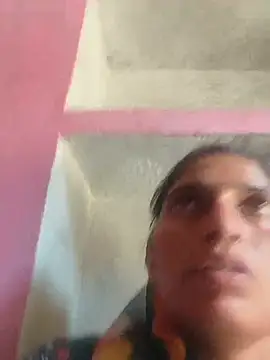 Snapshot of Pooja_shre chatting on May 29, 2026, 8:34 am Pooja shre online show from May 29, 2026, 8:34 am